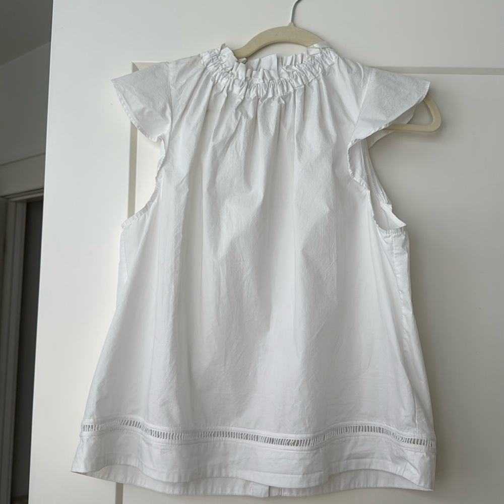 DO+BE white top